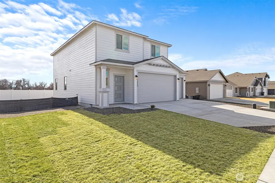 4223 W Sandy Ct, Moses Lake, WA 98837 - #2