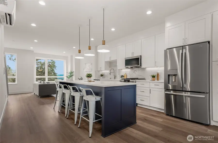 8923 166th Ave Ne #101, Redmond, WA 98052 - #2