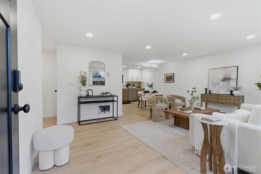 12002 2nd Avenue Sw, Seattle, WA 98146 - #3