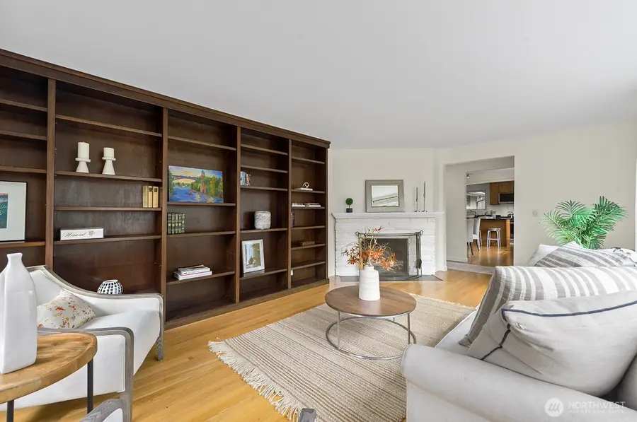 16003 32nd Avenue Ne, Lake Forest Park, WA 98155 - #3