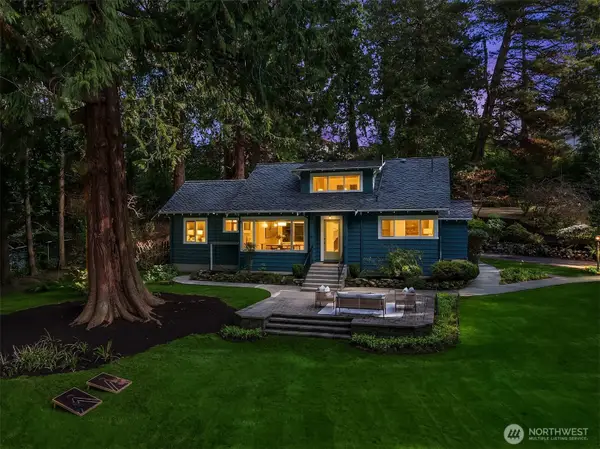 4240 Cramer Street, Seattle, WA 98199