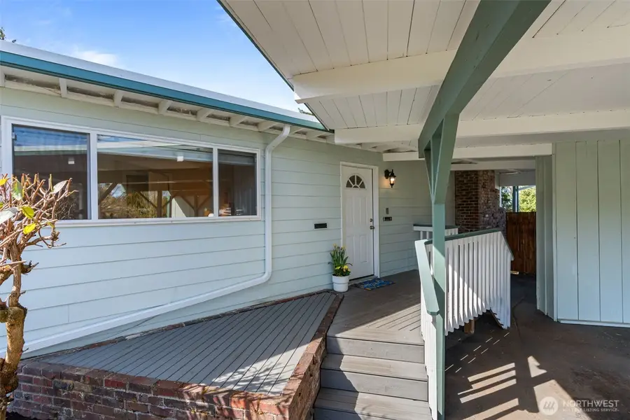 1710 N Bridgeview Dr, Tacoma, WA 98406 - #3