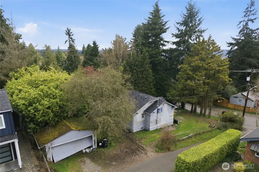 9617 15th Avenue Ne, Seattle, WA 98115 - #3