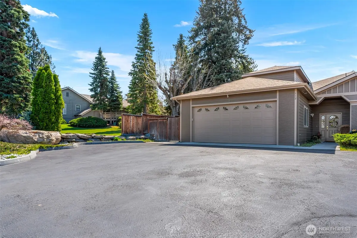 112 19th Street Ne, East Wenatchee, WA 98802 - #1