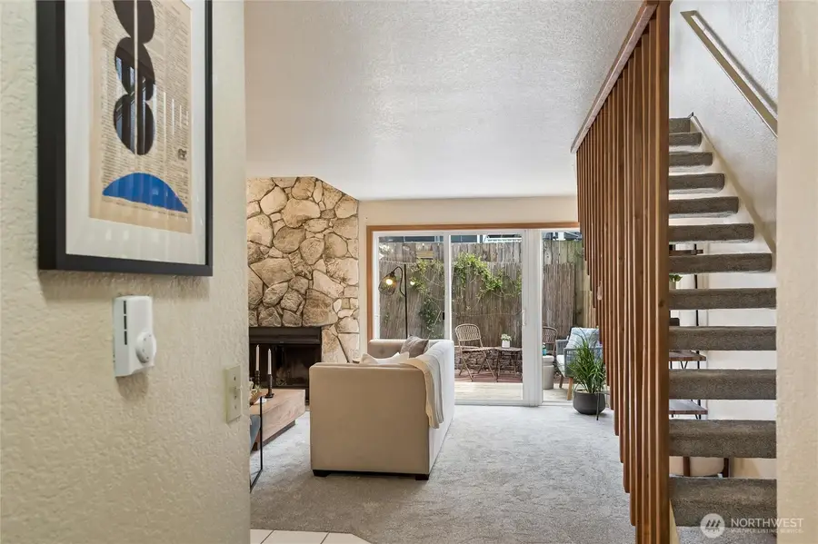 9732 Ashworth Avenue N, Seattle, WA 98103 - #3