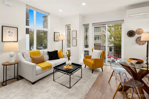 109 22nd Avenue E #F, Seattle, WA 98112