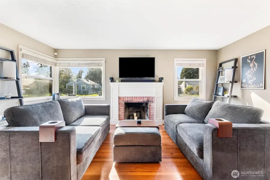 10010 13th Avenue Nw, Seattle, WA 98177 - #3