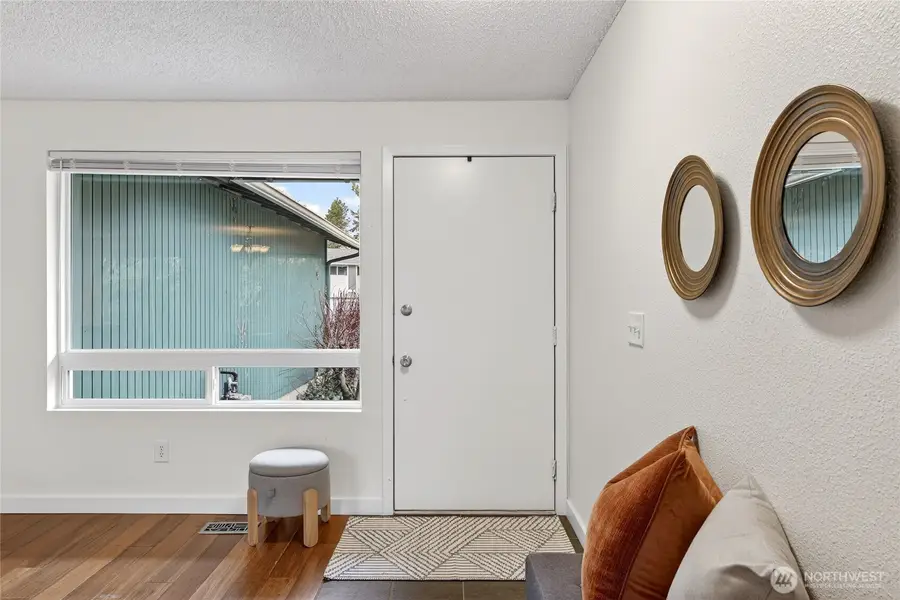 927 S 240th Place, Des Moines, WA 98198 - #3