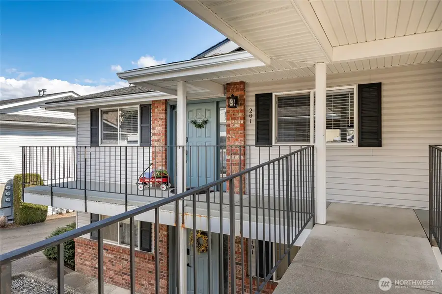 223 Judson St. Aly #201, Lynden, WA 98264 - #3