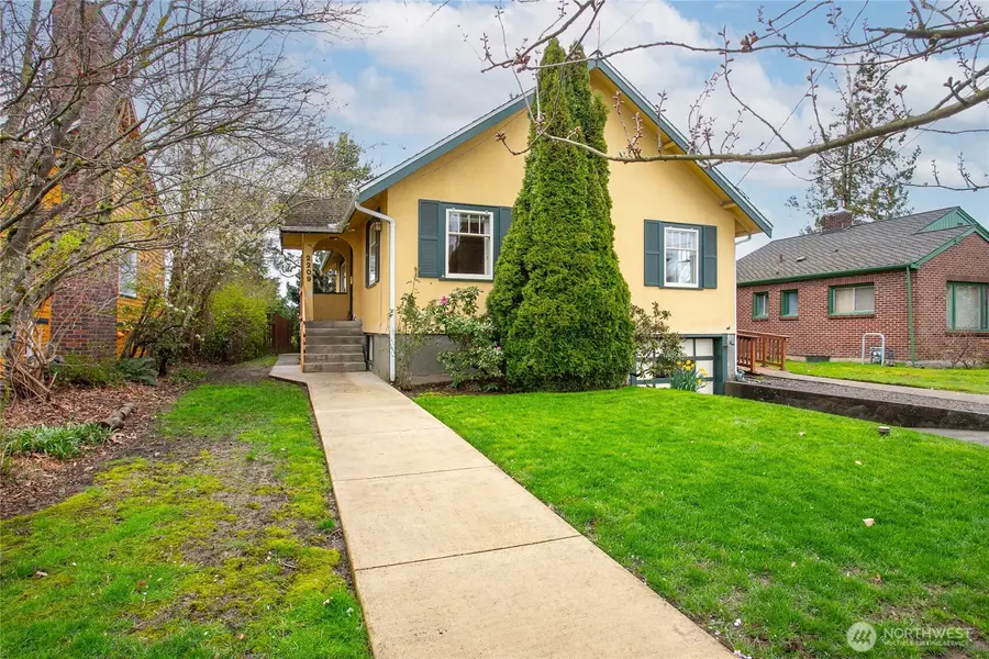 2209 Eldridge Avenue, Bellingham, WA 98225 - #3