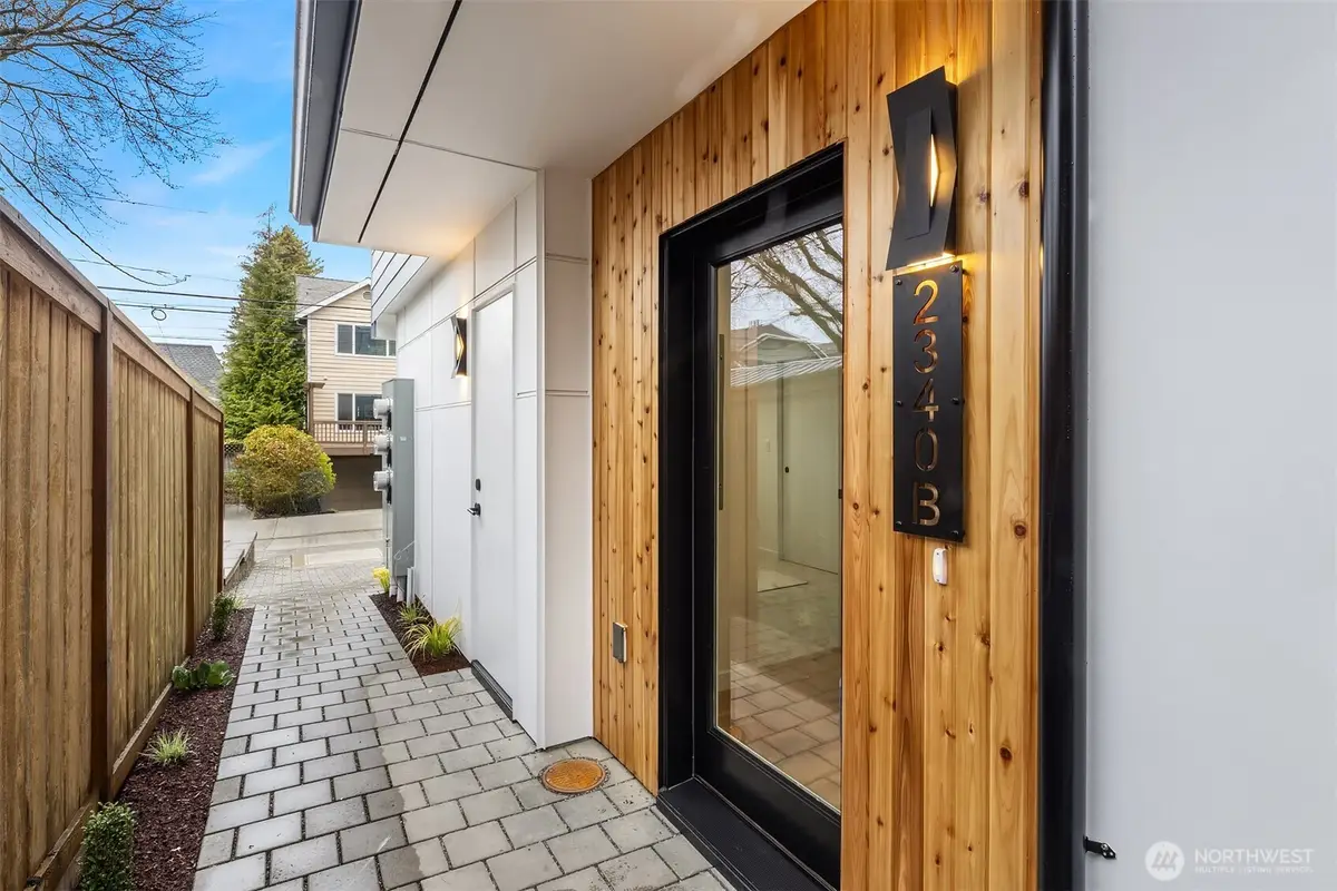 2340 N 64th Street #B, Seattle, WA 98103 - #1