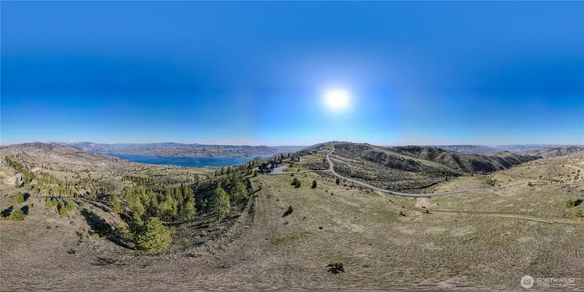 282 Hawks Ridge Road, Chelan, WA 98816 - #1