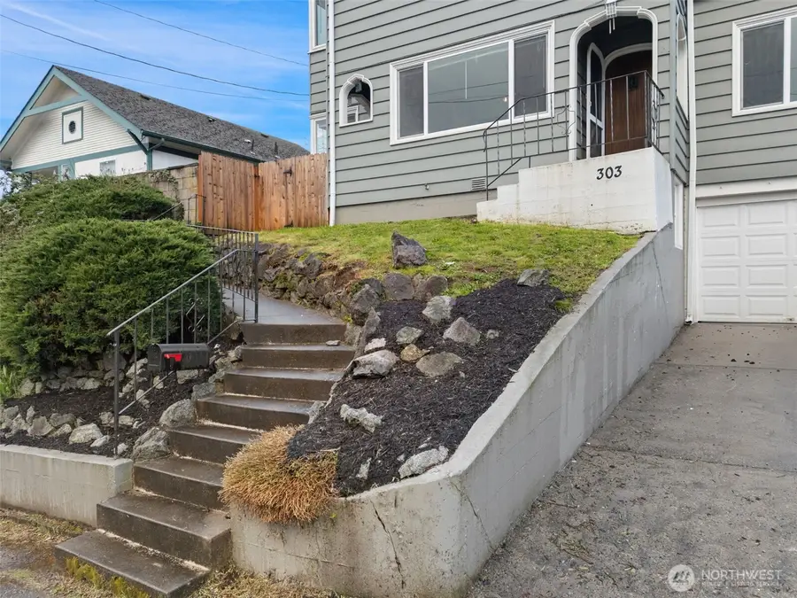 303 S Lafayette Avenue, Bremerton, WA 98312 - #2