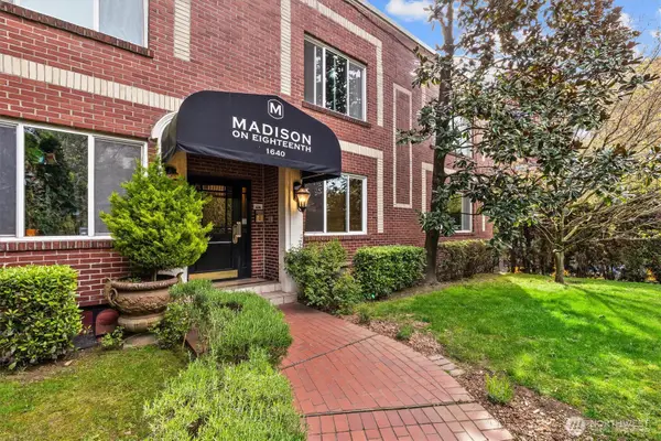 1640 18th Avenue #6, Seattle, WA 98122