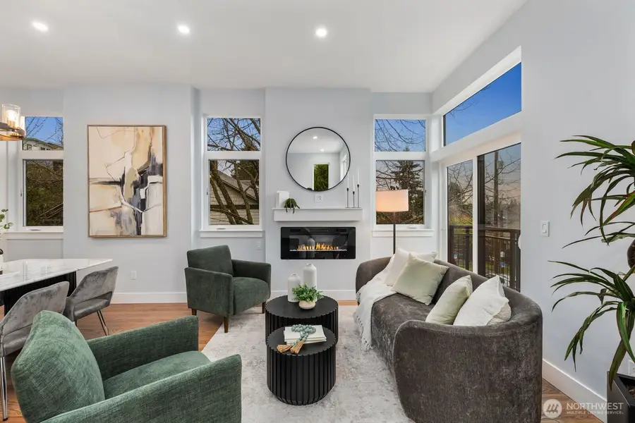 4559 34th Avenue S, Seattle, WA 98118 - #3