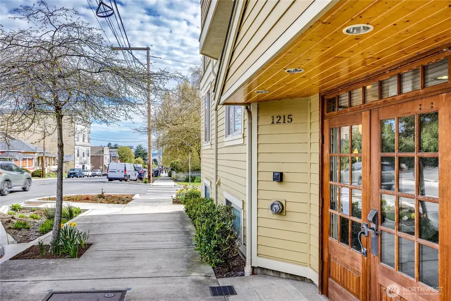 1215 Lawrence Street #402, Port Townsend, WA 98368 - #3