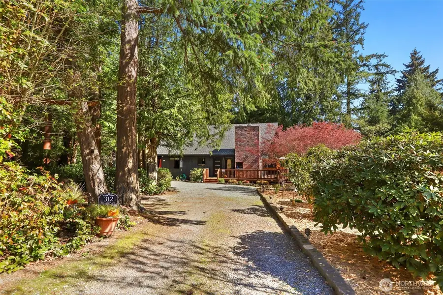 312 Willapa Place, La Conner, WA 98257 - #2