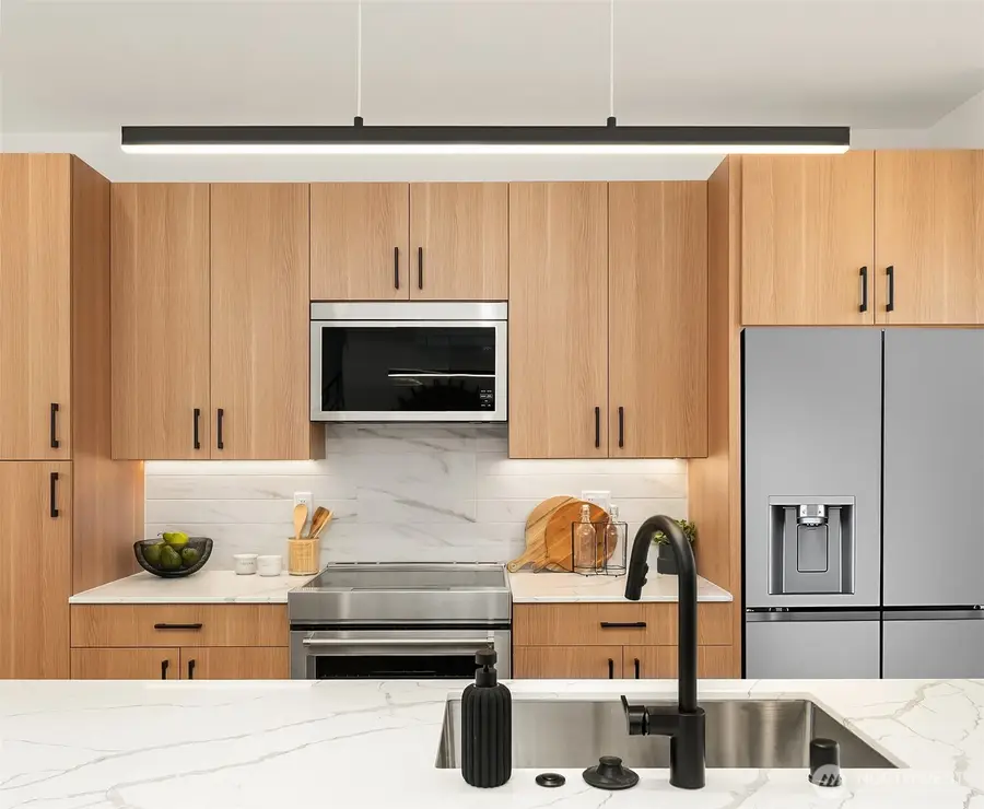 219 NE 75th Street, Seattle, WA 98115 - #3