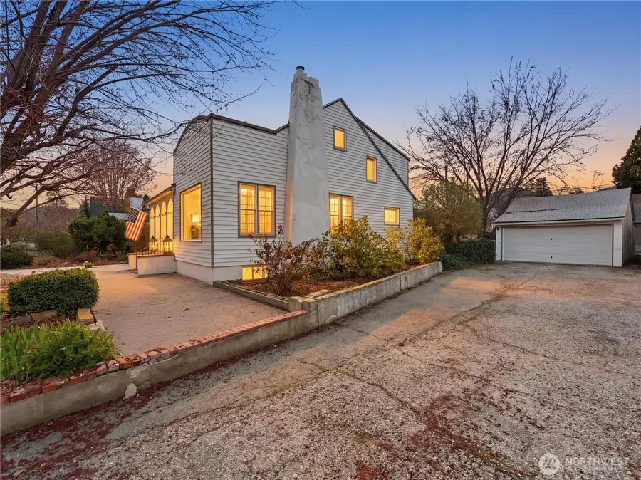 106 N Franklin Avenue, Wenatchee, WA 98801 - #2