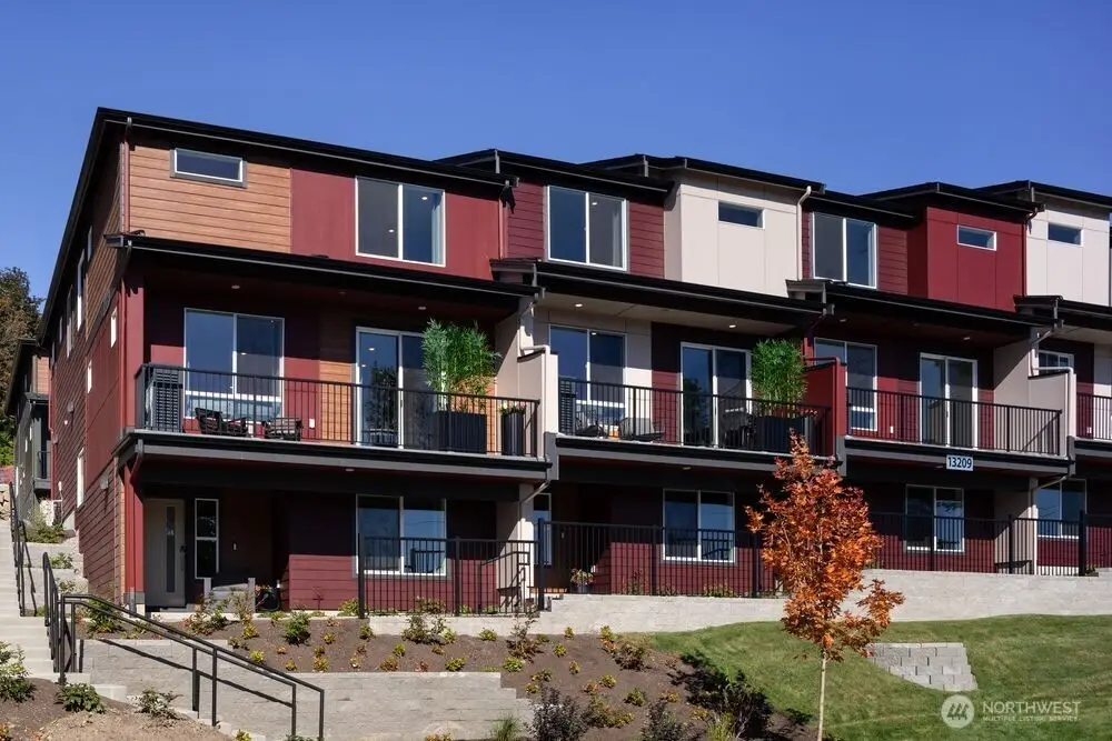 13209 NE 127th Court #D, Kirkland, WA 98034 - #1