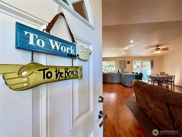 341 Ponderosa Loop Ne, Ocean Shores, WA 98569