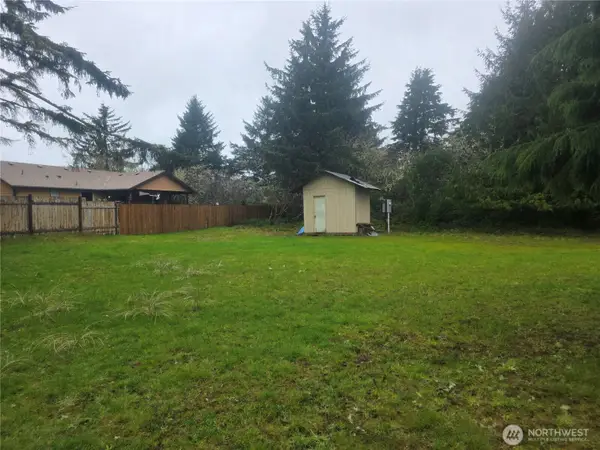 631 Point Brown Avenue Sw, Ocean Shores, WA 98569