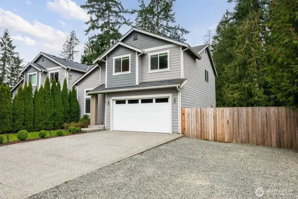 12102 10th Drive Se #B, Everett, WA 98208