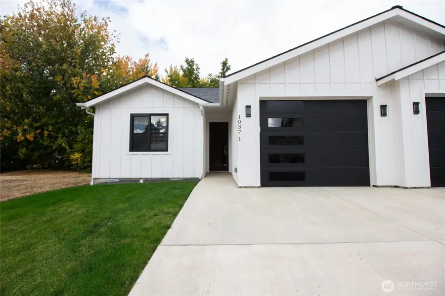 1037 Date Avenue, College Place, WA 99324 - #2