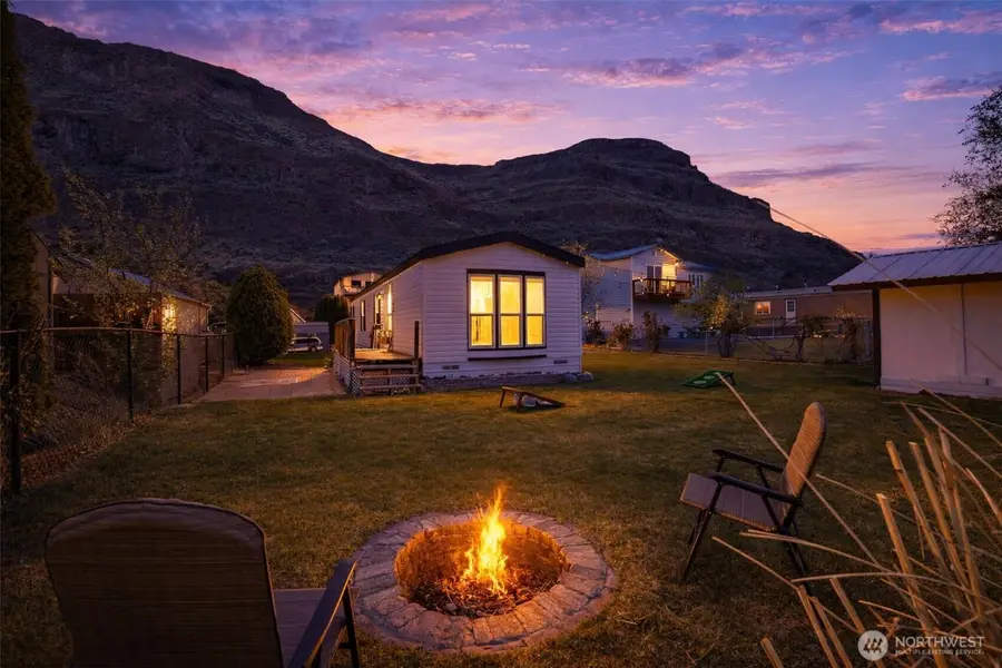 670 SW Section Avenue, Quincy, WA 98848 - #2