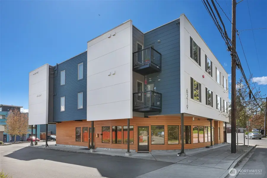 6219 NE 181st Street #301, Kenmore, WA 98028 - #3