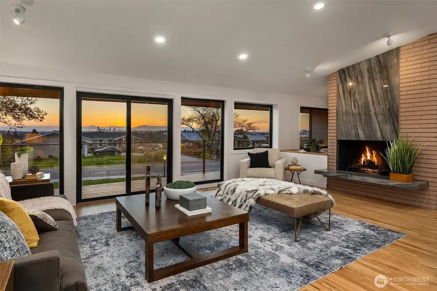 2032 123rd Avenue Se, Bellevue, WA 98005 - #3