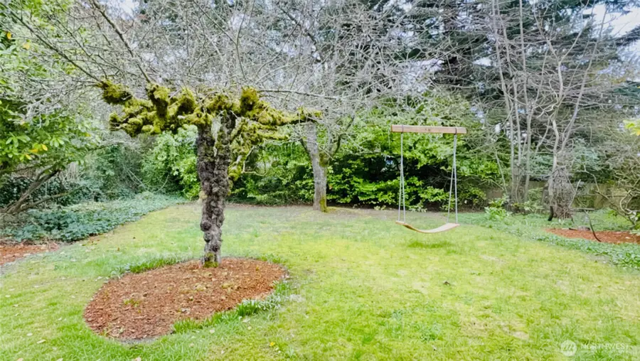 17757 10th Avenue S, Burien, WA 98148 - #3