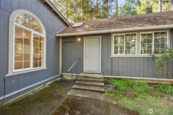 19108 2nd Street Nw, Lakebay, WA 98349