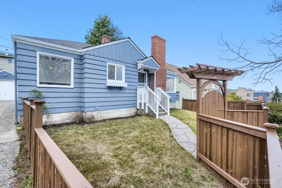 4731 35th Avenue Sw, Seattle, WA 98126 - #2