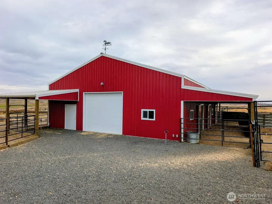 2175 W Mcmanamon Road, Othello, WA 99344 - #3