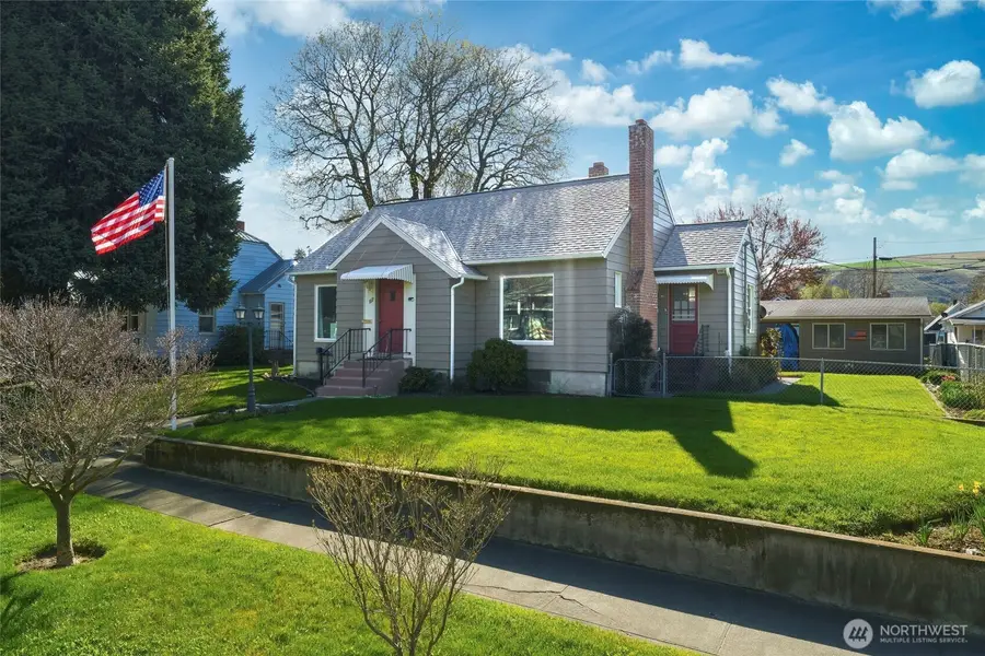 117 W Richmond Avenue, Dayton, WA 99328 - #3
