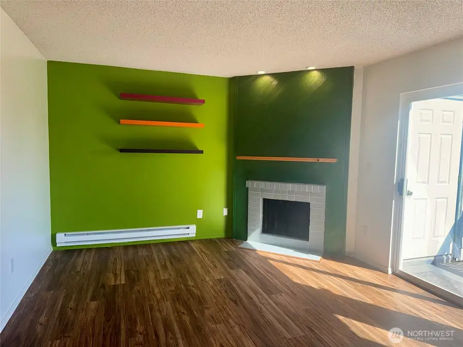 8823 Holly Drive #H204, Everett, WA 98208 - #2