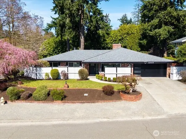 12404 SE 26th Place, Bellevue, WA 98005