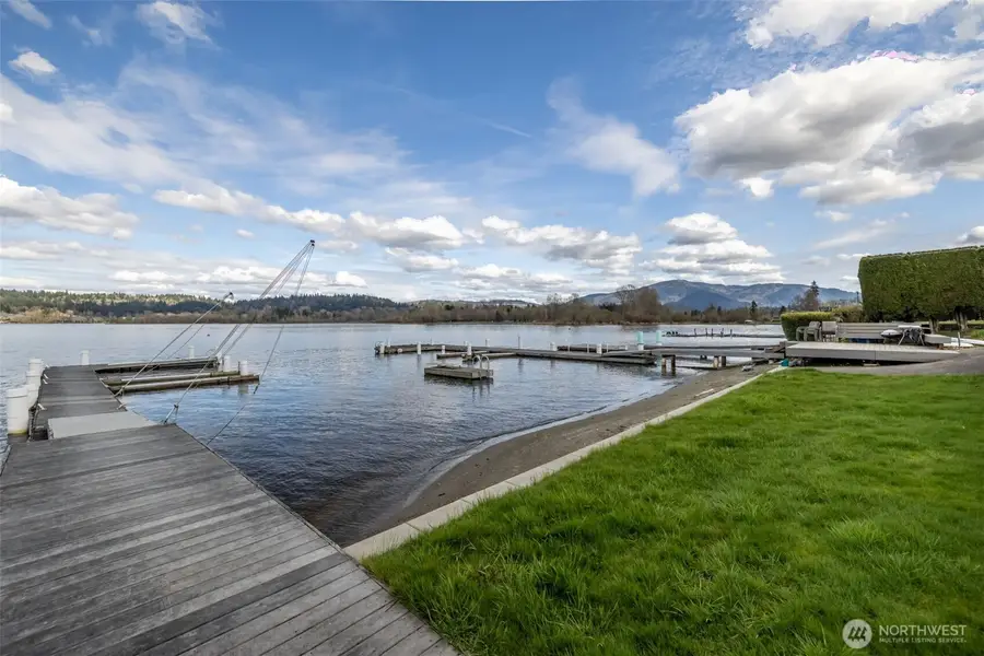 19523 SE 51st Street, Issaquah, WA 98027 - #2