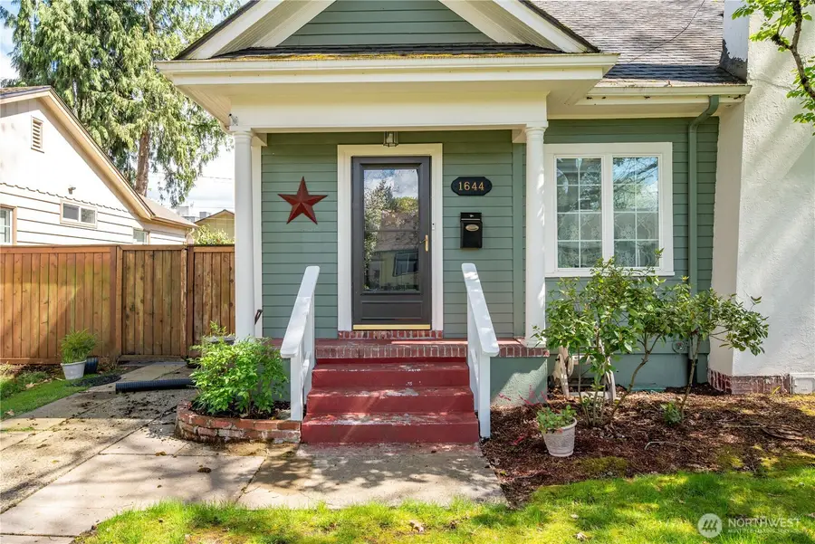 1644 22nd, Longview, WA 98632 - #2