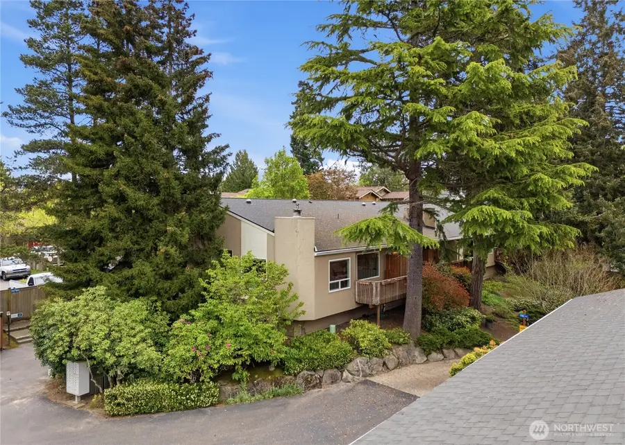 790 Madison Avenue N, Bainbridge Island, WA 98110 - #3