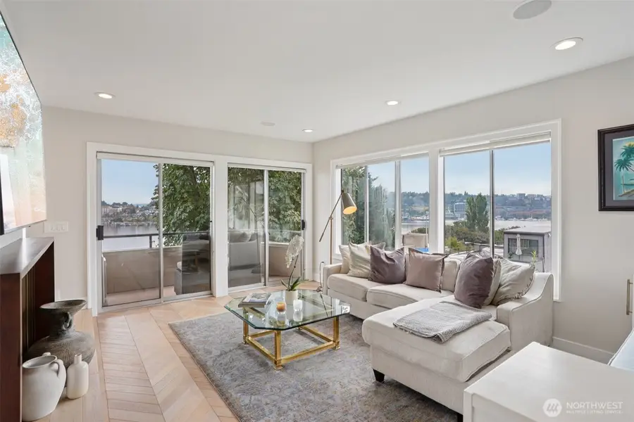 2134 Waverly Place N #303, Seattle, WA 98109 - #2