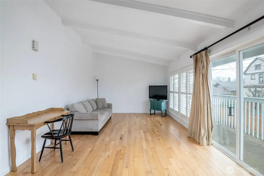 1302 N 6th Street #10, Tacoma, WA 98403 - #3