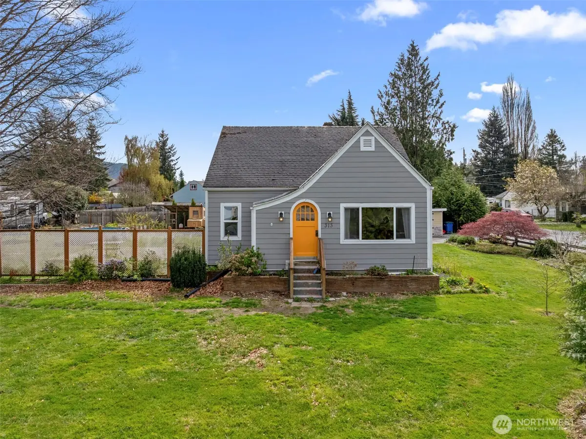 313 W State Street, Sedro Woolley, WA 98284 - #1