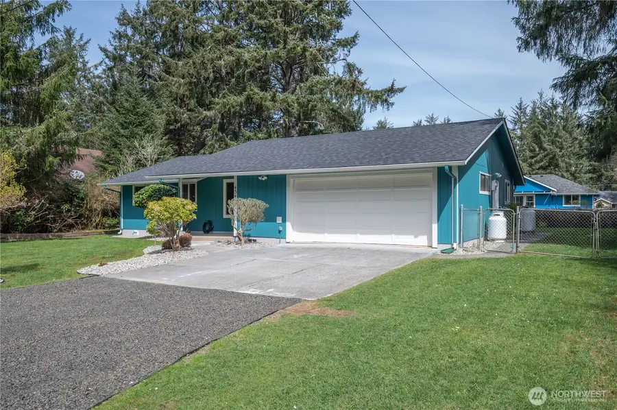 434 Snahapish Avenue Se, Ocean Shores, WA 98569 - #2