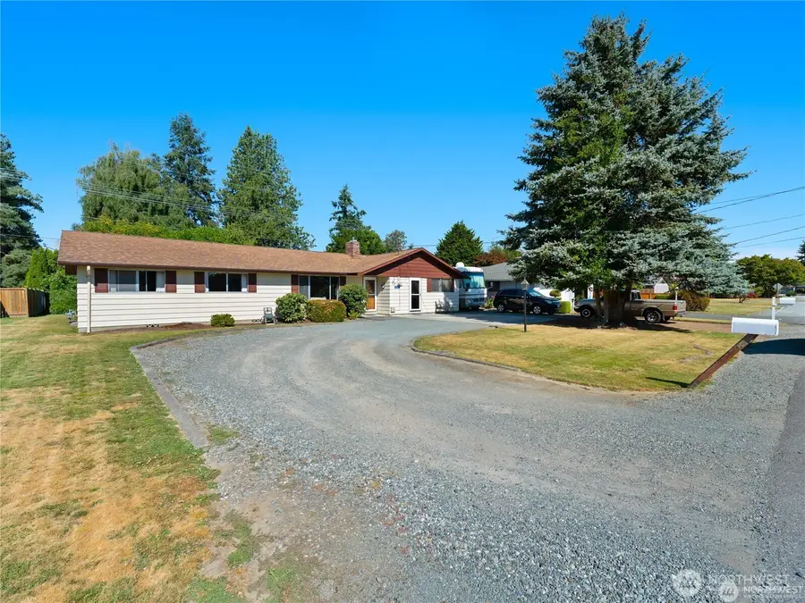 1205 S Walnut Street, Burlington, WA 98233 - #3