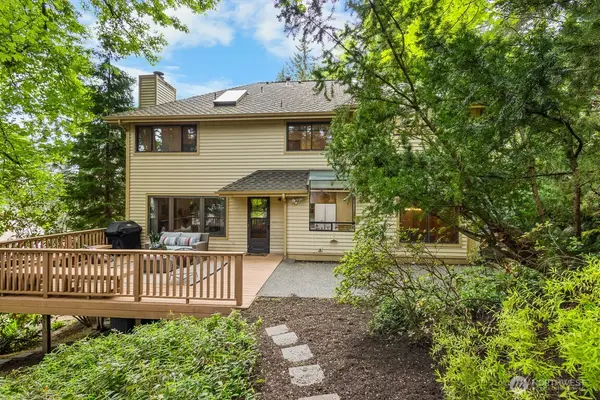 14310 SE 63rd Street, Bellevue, WA 98006