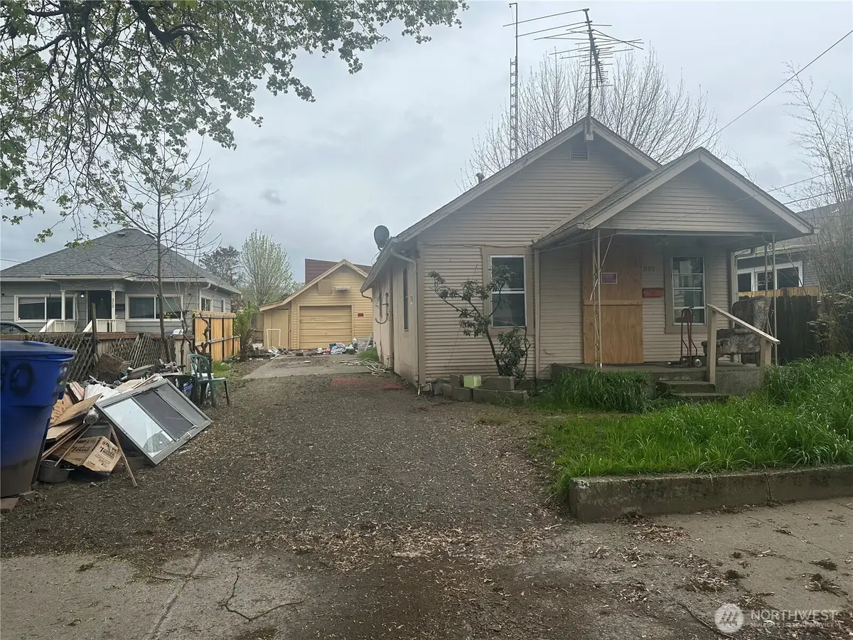 310 NW 3rd, Kelso, WA 98626 - #1