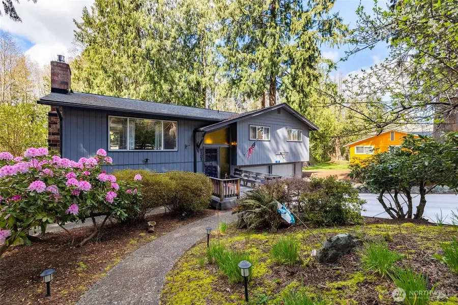 2121 S Cedar Hills Drive, Mount Vernon, WA 98274 - #2