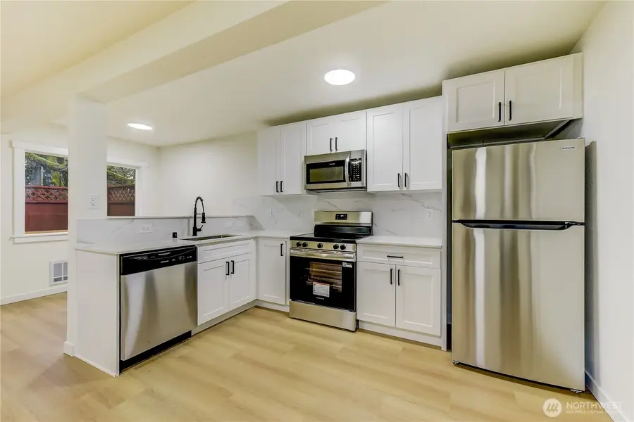 2016 120th Place Se, Everett, WA 98208 - #2
